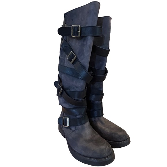 Steve Madden Bryannt Belted Dark Gray & Black Distressed Knee Boots 8 - Picture 4 of 13